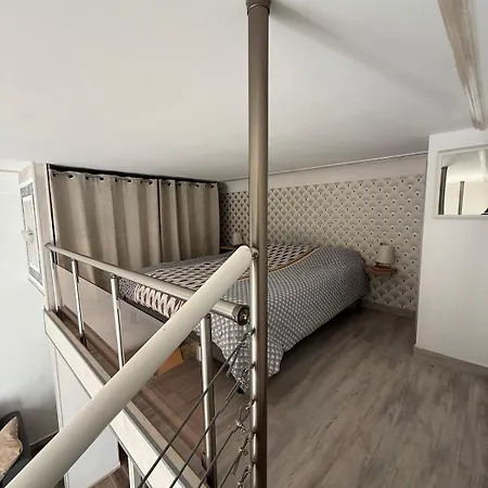 Mezzanine - Close To Beaches * Menton