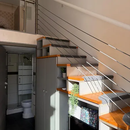 Mezzanine - Close To Beaches Apartmán