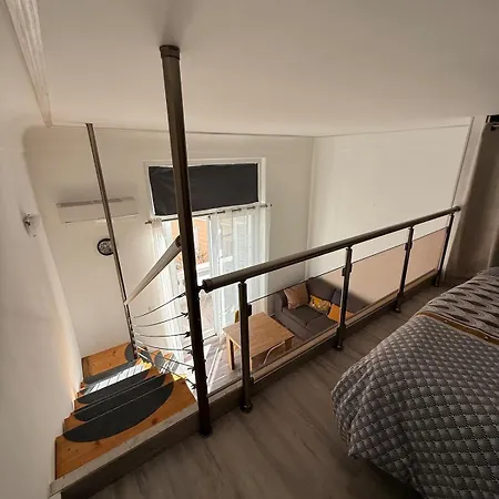 Mezzanine - Close To Beaches Lejlighed *